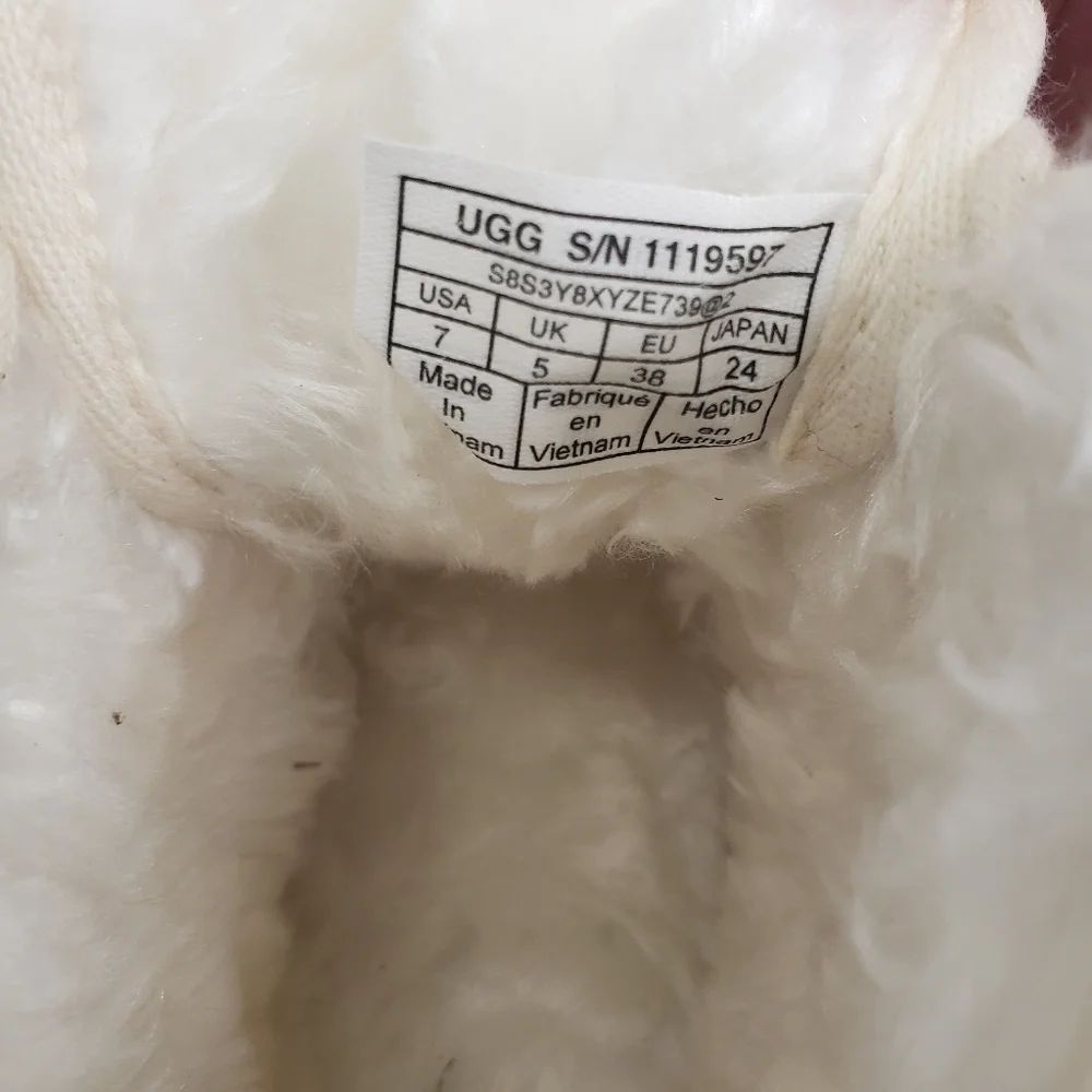 UGG Neumel Natural Canvas Booties Sz 7